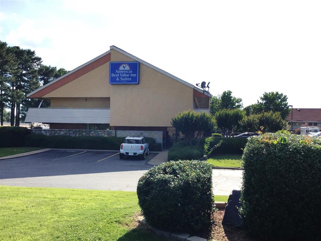 Americas Best Value Inn And Suites Little Rock Exterior photo